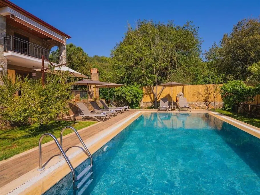 Fethiye Kayakoey'De Oezel Havuzlu Muhafazakar Villa Kaya Konak