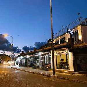 Nefis Hotel