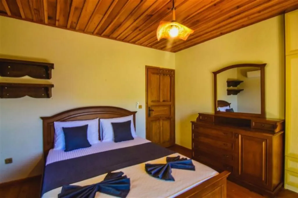Fethiye Kayakoey'De Oezel Havuzlu Muhafazakar Villa Kaya Konak