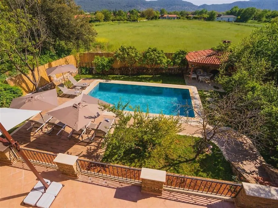 Fethiye Kayakoey'De Oezel Havuzlu Muhafazakar Villa Kaya Konak