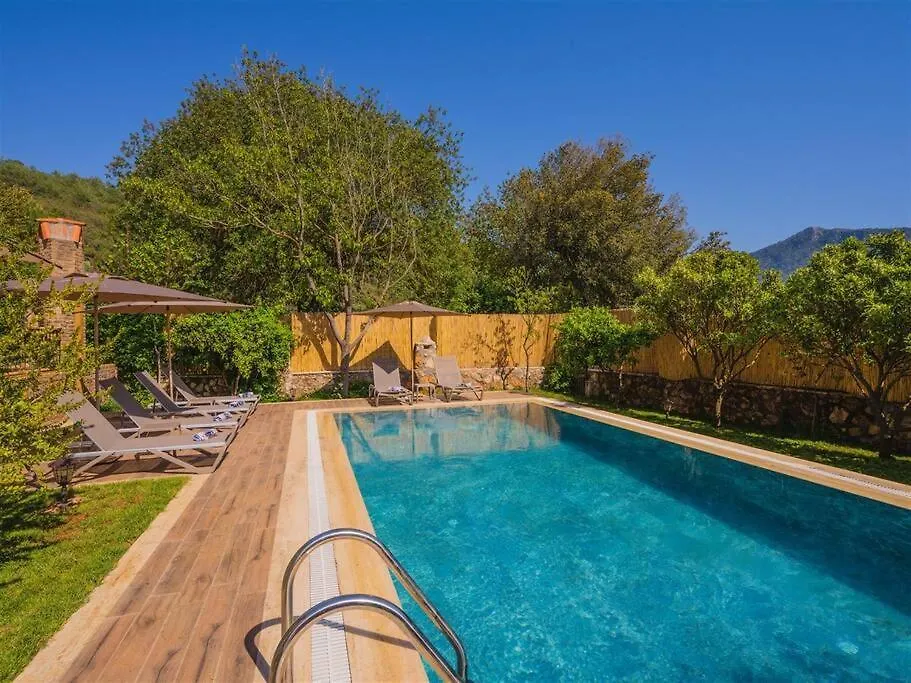 Fethiye Kayakoey'De Oezel Havuzlu Muhafazakar Villa Kaya Konak