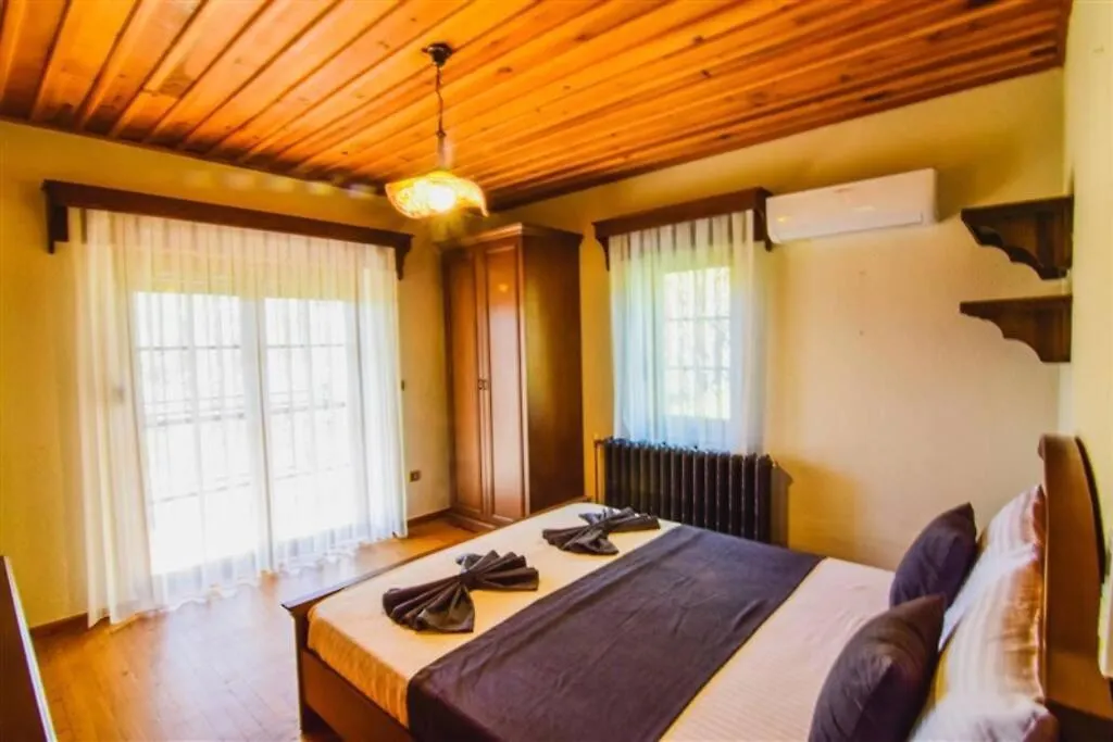 Fethiye Kayakoey\'De Oezel Havuzlu Muhafazakar Villa Kaya Konak location