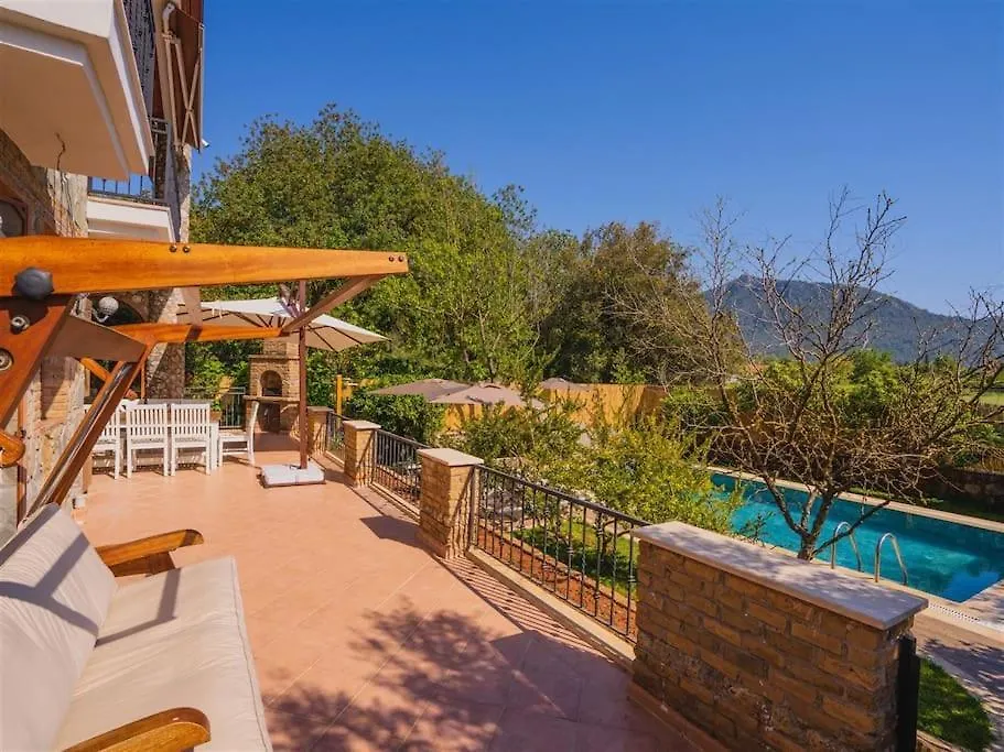 Fethiye Kayakoey'De Oezel Havuzlu Muhafazakar Villa Kaya Konak